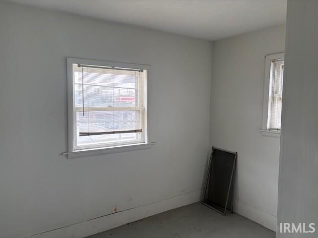 1328 W 2ND Street, Marion, IN 46952