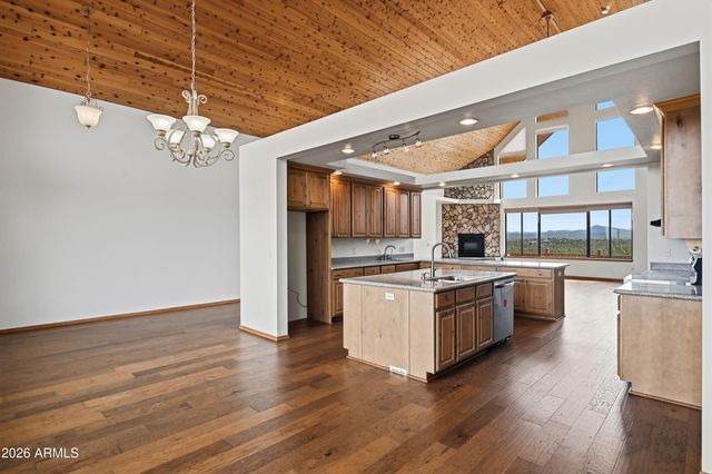 1561 S CANYON RIDGE Trail, Show Low, AZ 85901