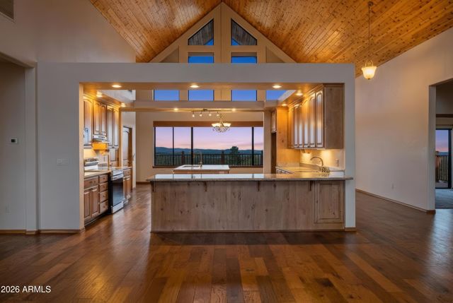 1561 S CANYON RIDGE Trail, Show Low, AZ 85901