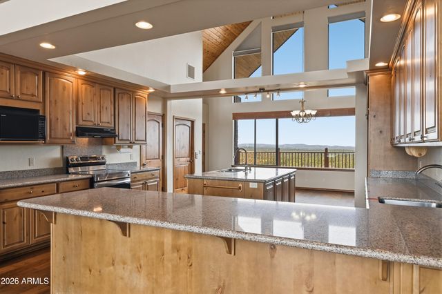 1561 S CANYON RIDGE Trail, Show Low, AZ 85901