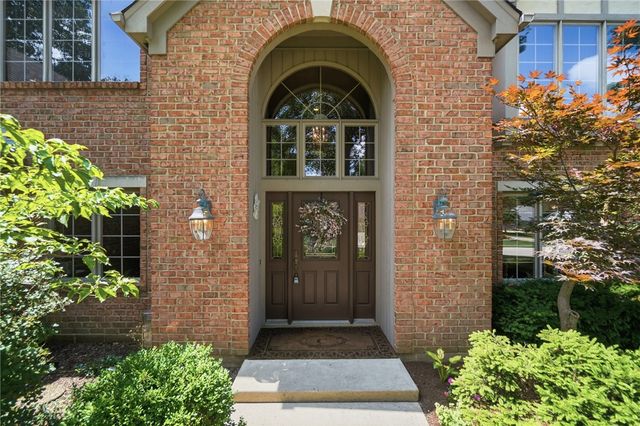 2534 Oakmoor Lane, Miami Twp, OH 45459