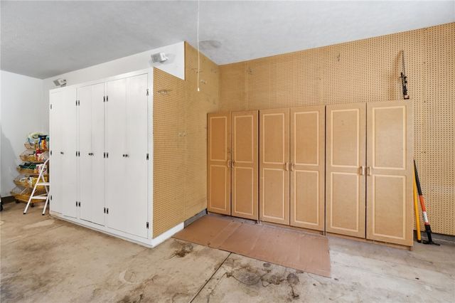 2534 Oakmoor Lane, Miami Twp, OH 45459