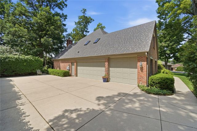 2534 Oakmoor Lane, Miami Twp, OH 45459