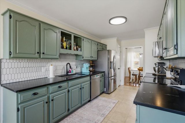 2727 Kenwood Drive, Athens, TN 37303