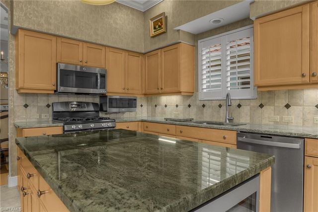 10019 Ginger Pointe CT, Estero, FL 34135