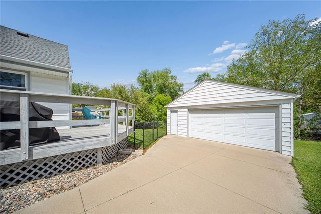 3929 56th Street, Des Moines, IA 50310