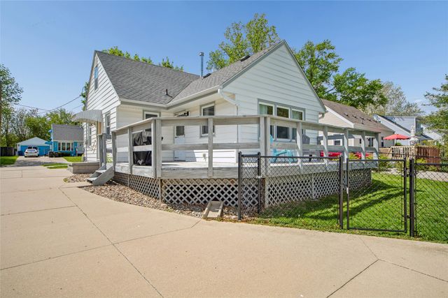 3929 56th Street, Des Moines, IA 50310