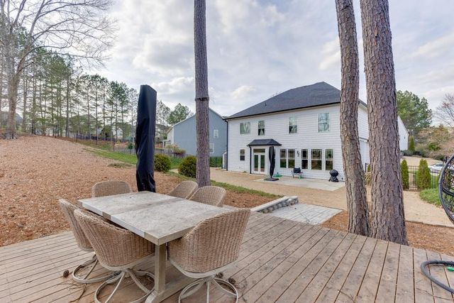 6130 Baybrook Trace, Hoschton, GA 30548