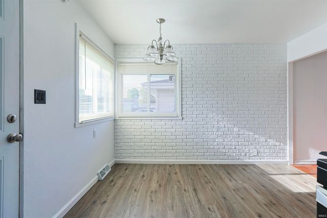 1228 Ironwood Drive, South Bend, IN 46617