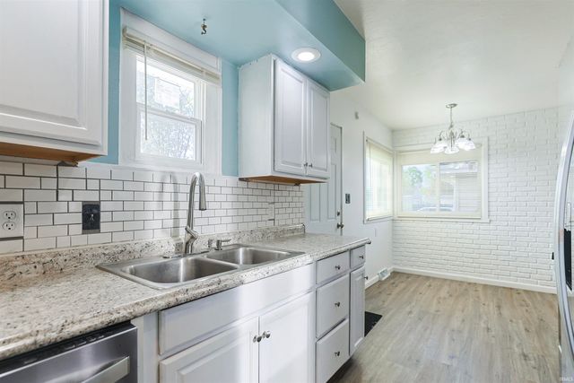 1228 Ironwood Drive, South Bend, IN 46617