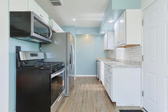1228 Ironwood Drive, South Bend, IN 46617
