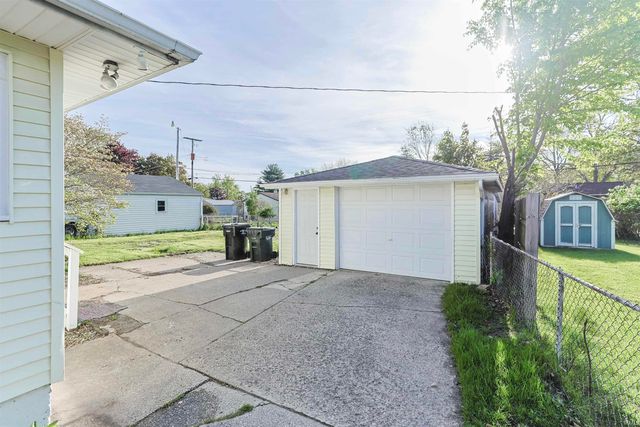 1228 Ironwood Drive, South Bend, IN 46617