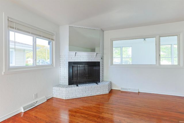 1228 Ironwood Drive, South Bend, IN 46617
