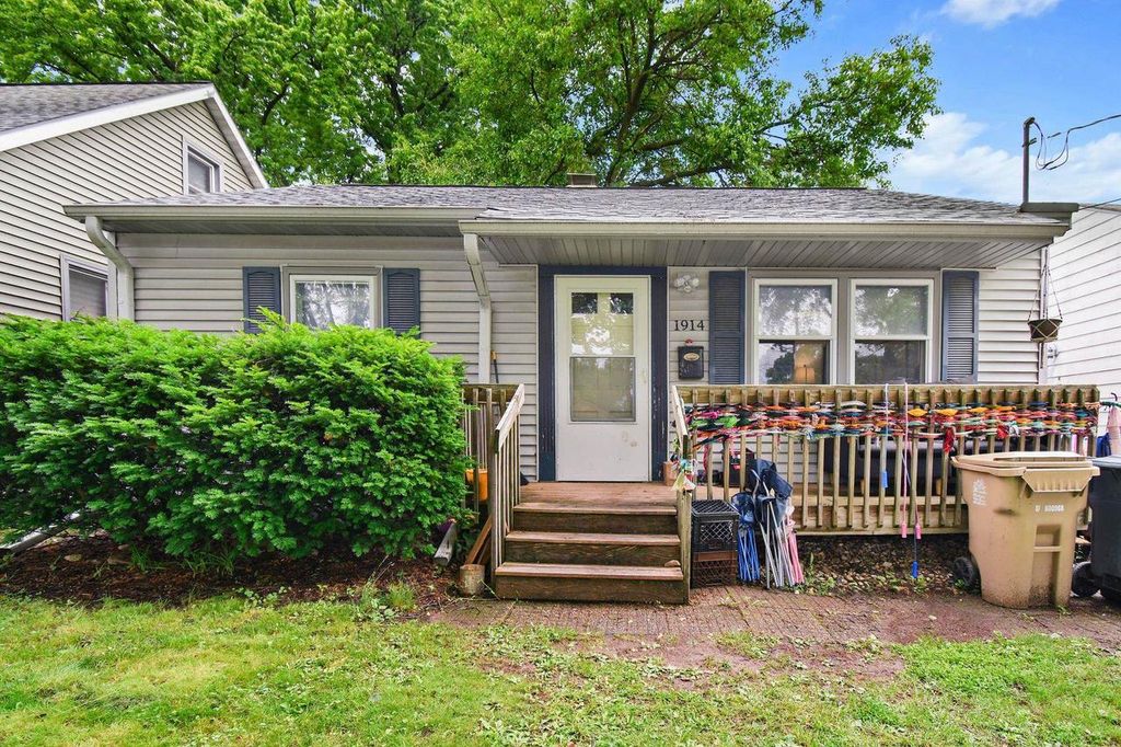 1914 Boyd Avenue, Madison, WI 53704