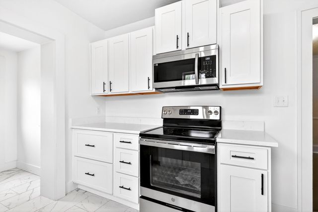 620 S Weller Avenue, Springfield, MO 65802