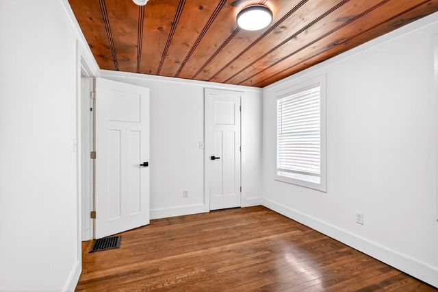 620 S Weller Avenue, Springfield, MO 65802
