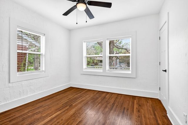 620 S Weller Avenue, Springfield, MO 65802