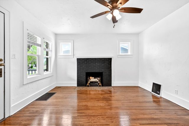 620 S Weller Avenue, Springfield, MO 65802