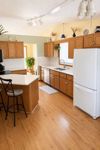 6533 Neddersen Circle, Brooklyn Park, MN 55445
