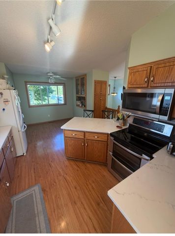 6533 Neddersen Circle, Brooklyn Park, MN 55445