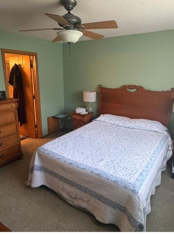 6533 Neddersen Circle, Brooklyn Park, MN 55445