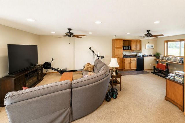 6533 Neddersen Circle, Brooklyn Park, MN 55445