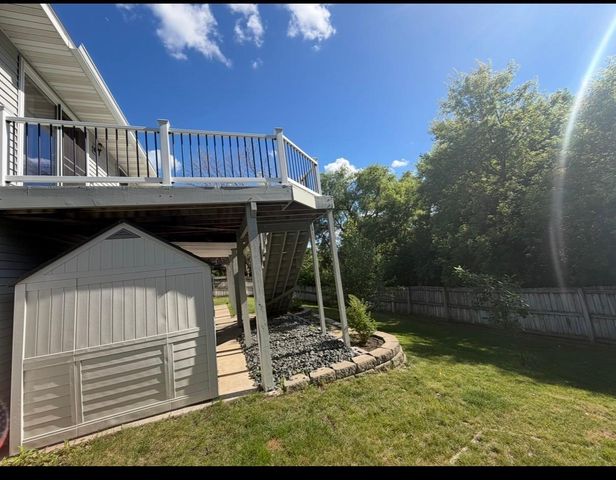 6533 Neddersen Circle, Brooklyn Park, MN 55445