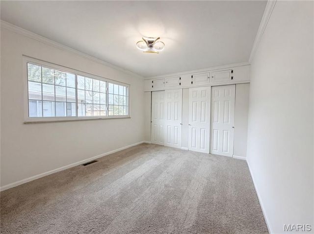 3325 Steed Drive, Florissant, MO 63033