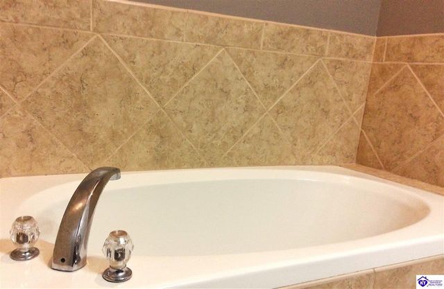 149 Iron Gate Place, Rineyville, KY 40162