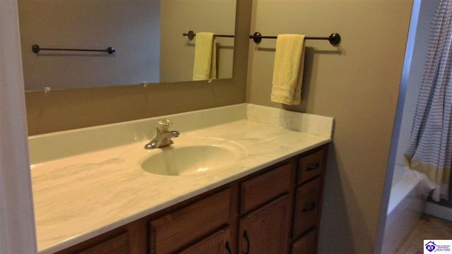 149 Iron Gate Place, Rineyville, KY 40162