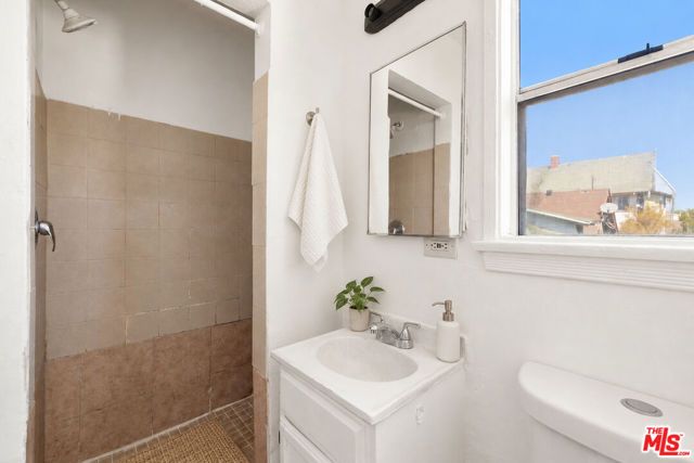 259 E 41st Place, Los Angeles, CA 90011
