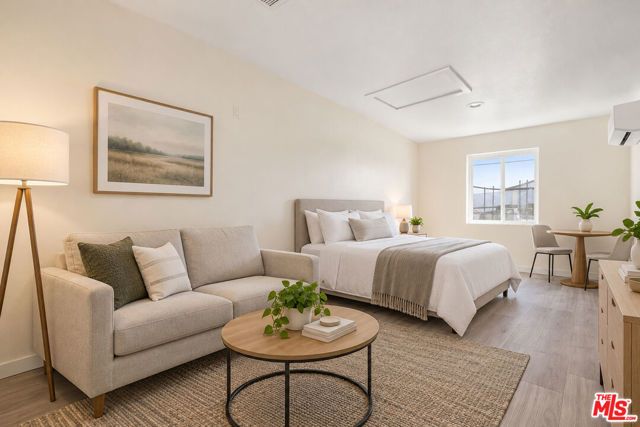259 E 41st Place, Los Angeles, CA 90011