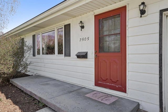 2505 Sara Road, Madison, WI 53711