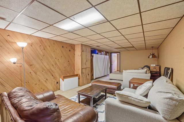 2505 Sara Road, Madison, WI 53711