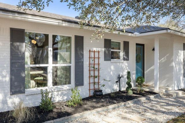 11912 Oakbrook DR, Austin, TX 78753