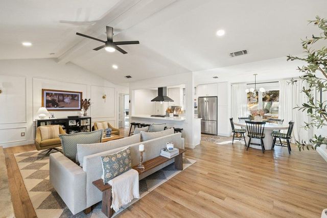 11912 Oakbrook DR, Austin, TX 78753