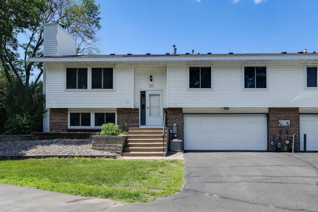 564 98th Lane NE, Blaine, MN 55434