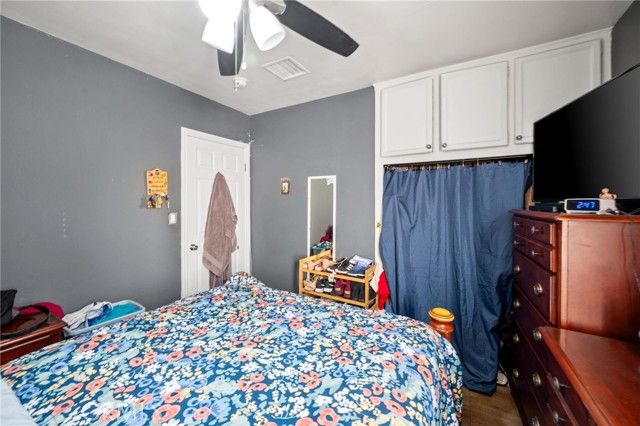 9168 Vena Avenue, Arleta (los Angeles), CA 91331