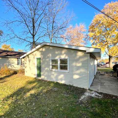 1828-1826 Horeb Avenue, Zion, IL 60099