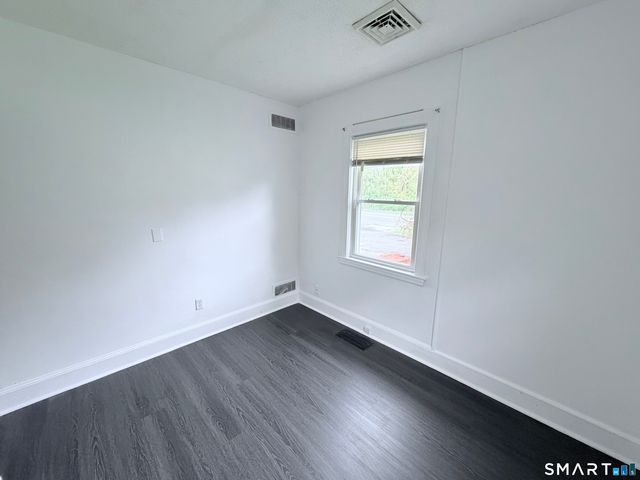 397 Main Street, Plymouth, CT 06786