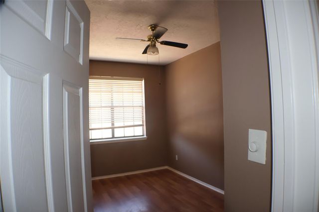 8888 Benning Drive 162, Houston, TX 77031