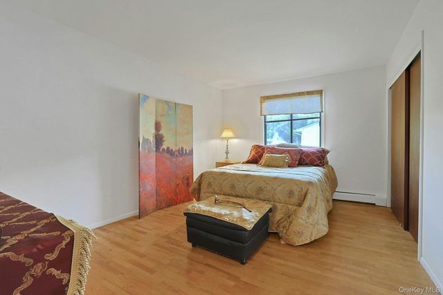 6 Gage Court, Tappan, NY 10983