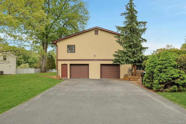 6 Gage Court, Tappan, NY 10983