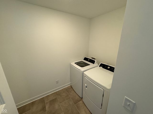 1124 Tansley Lane, Avon, IN 46123