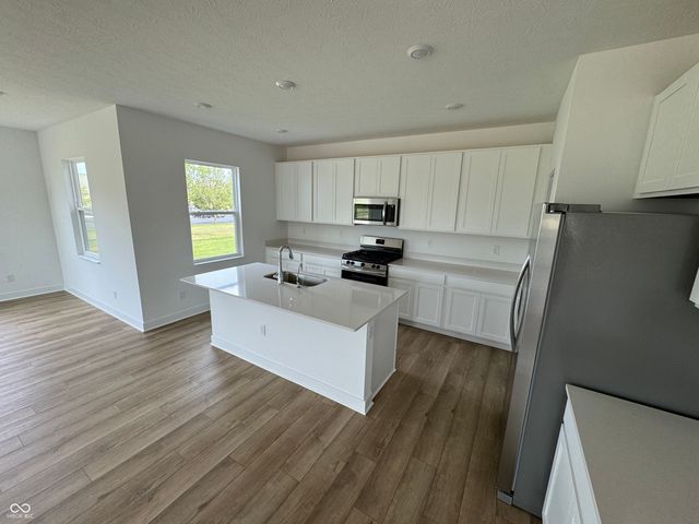 1124 Tansley Lane, Avon, IN 46123