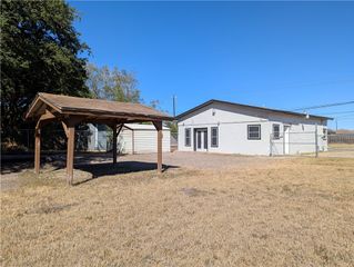 410 E Willis St, Odem, TX 78370