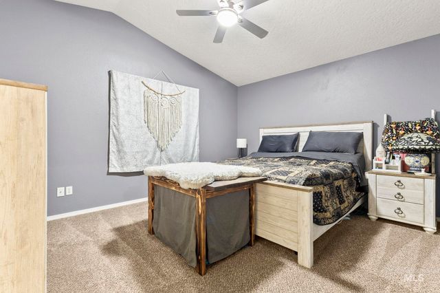 1026 W Edwards Ave, Nampa, ID 83686