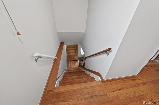 133 N Bywood Avenue, Clawson, MI 48017