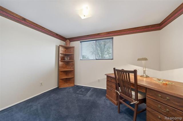 133 N Bywood Avenue, Clawson, MI 48017