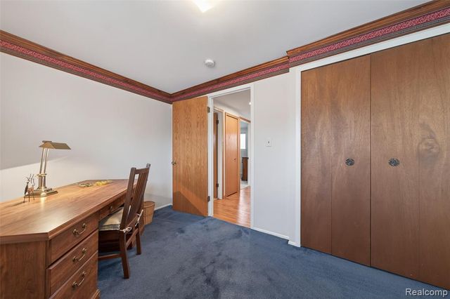 133 N Bywood Avenue, Clawson, MI 48017